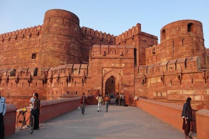 Full Day City Tour of Agra visit Taj Mahal at Sunrise with Fatehpur Sikri - Key Points