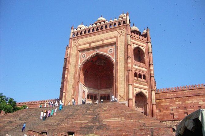 Full-Day City Tour of Agra visit The Taj Mahal, Agra Fort & Fatehpur Sikri - An In-Depth Look at the Agra Full-Day Tour
