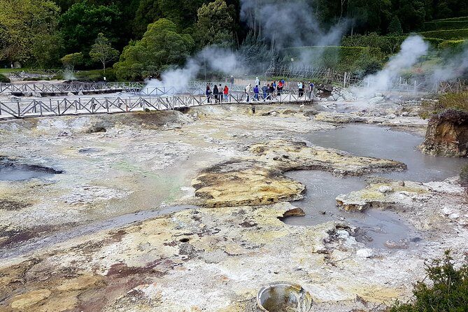 Full-Day Furnas Adventure: Lake, Fumaroles and Thermal Pools - An In-Depth Look at the Full-Day Furnas Tour