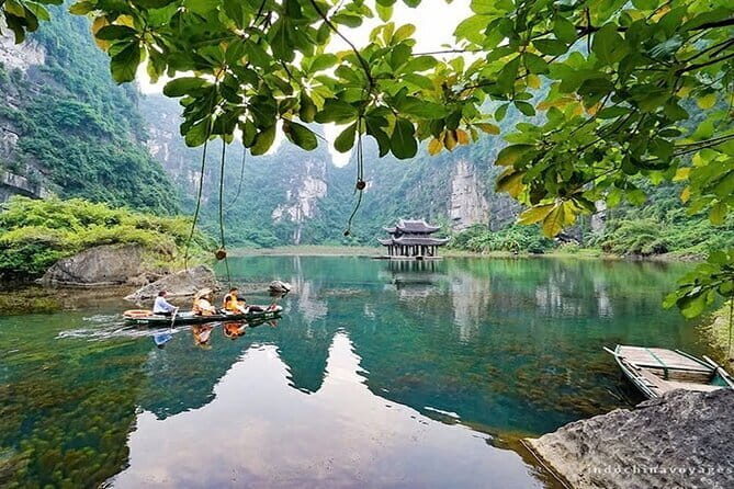 Full Day Guided Tour in Hoa Lu, Tam Coc, Mua Cave from Hanoi - Key Points