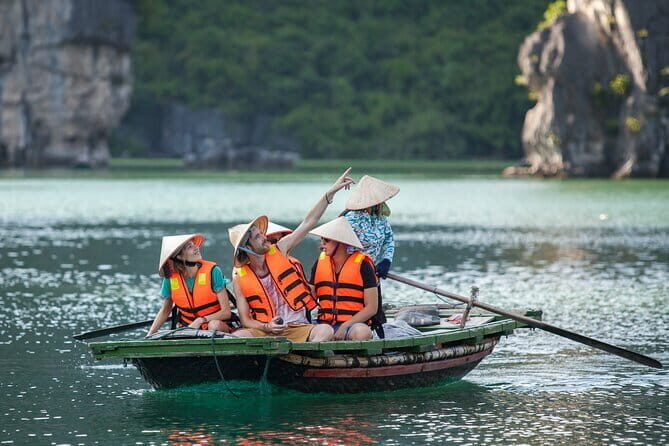 Full Day Guided Tour in Hoa Lu, Tam Coc, Mua Cave from Hanoi - FAQ