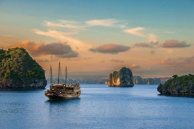 Full-Day Guided Tour of Lan Ha Bay and Ha Long Bay from Hanoi - First Stop: Lan Ha Bay and Hospital Cave