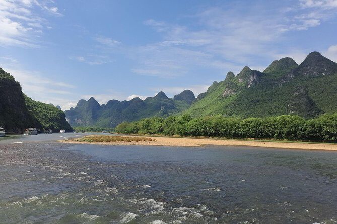 Full-Day Guilin Li-River Cruise and Yangshuo Xianggong hill Private Day Tour - FAQ