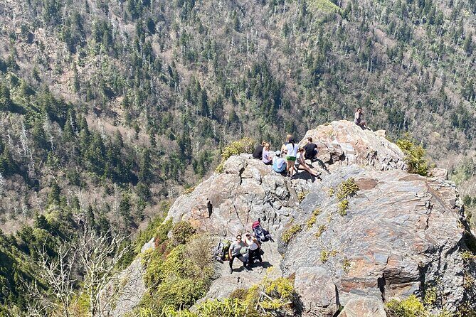 Full Day Hike to Charlies Bunion on the Appalachian Trail - An In-Depth Look at the Charlies Bunion Hike