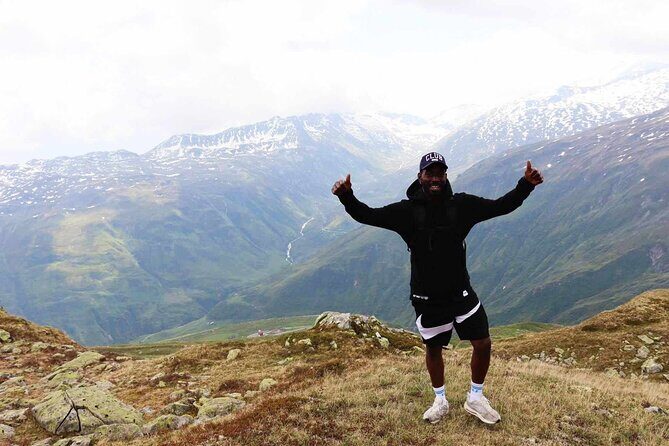 Full-Day Hiking Swiss Alps and Lake swim with Pick-up - Weather Considerations