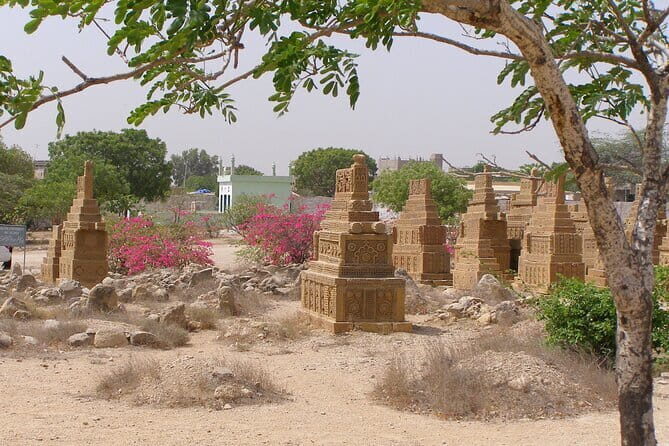 Full Day Karachi to Thatta Unesco Sites Tour - FAQ