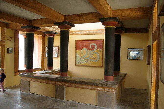 Full-Day Knossos And Heraklion Tour From Chania - A Detailed Look at the Tour Experience