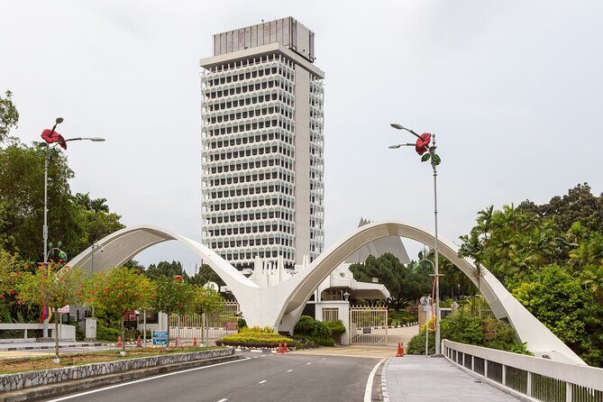 Full Day Kuala Lumpur City Tour with Petronas Twin Tower Tickets - What Real Travelers Say