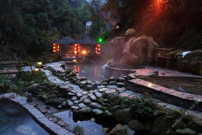 Full day Longsheng Hot Spring private day tour from Guilin or Yangshuo - Key Points