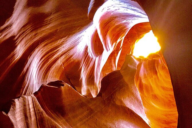 Full Day Lower Antelope Canyon and Horseshoe Bend in Las Vegas - Who Is This Tour Best Suited For?