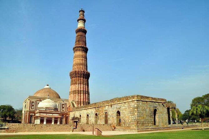 Full Day Old & New Delhi Private City Tour - Exploring Delhis Historic and Modern Landmarks