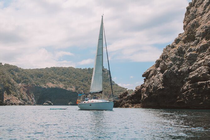 Full Day on a Private Sailboat in Mallorca - FAQ