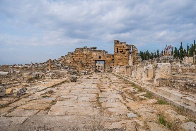 Full Day Pamukkale and Hierapolis Tour from Izmir - Key Points