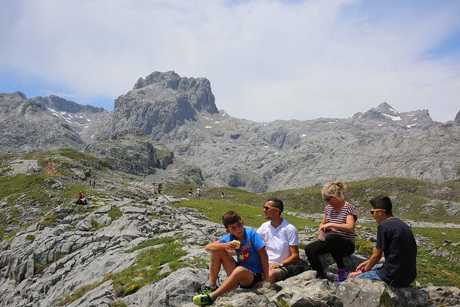 Full Day Private 4WD Tour from Santander to Picos de Europa. Excellent meals. - The Sum Up