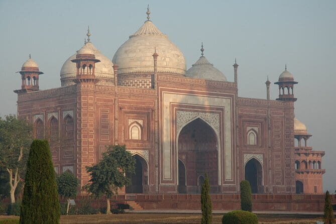 Full Day Private Agra Tour from Delhi by Car - The Itinerary: What to Expect on this Day Trip