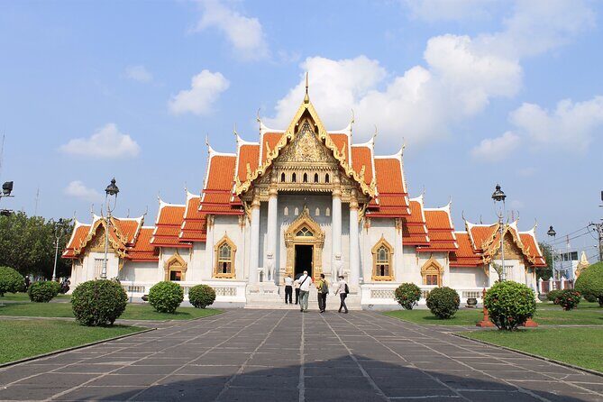 Full-Day Private Bangkok Customizable Tour with Transport - FAQ