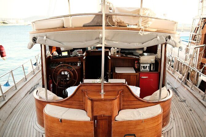 Full-Day Private Boat Cruise from Bodrum - Diving into the Itinerary: What You’ll Experience