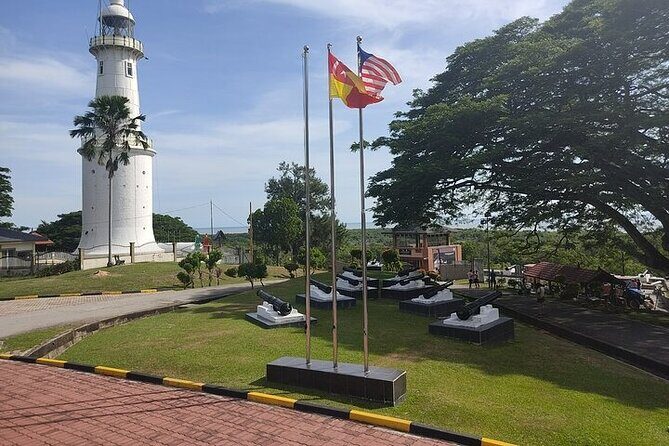 Full-Day Private Boat Ride and Seafood Dinner in Kuala Selangor - The Sum Up