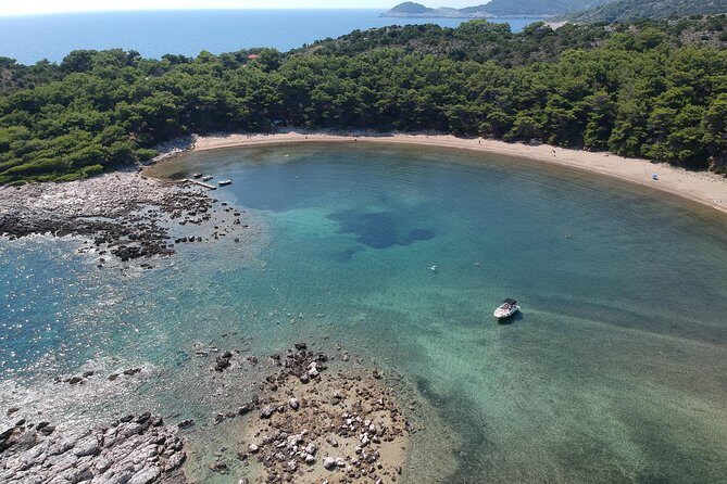 Full day Private Boat Tour to Elaphite Islands and South Mljet - Key Points