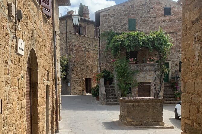 Full Day PRIVATE Guided Tour in Val D'Orcia Region - Practical Details & What to Expect