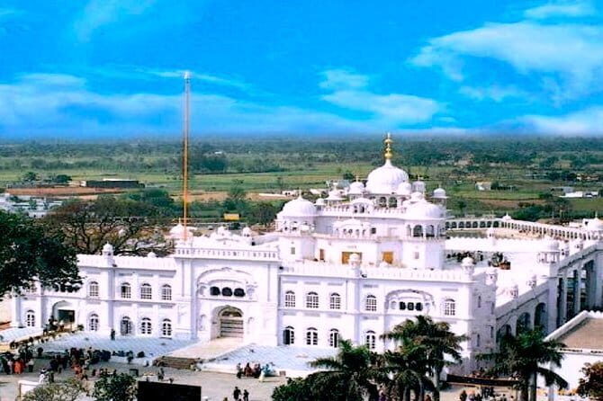 Full-Day Private Guided Tour of Taj Mahal and Agra by Train - FAQ