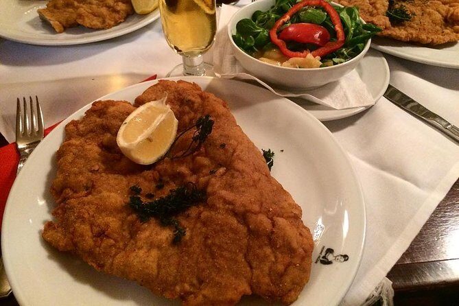 Full day PRIVATE GUIDED VIENNA tour from Budapest with lunch and drinks - A Closer Look at the Full-Day Vienna Tour from Budapest