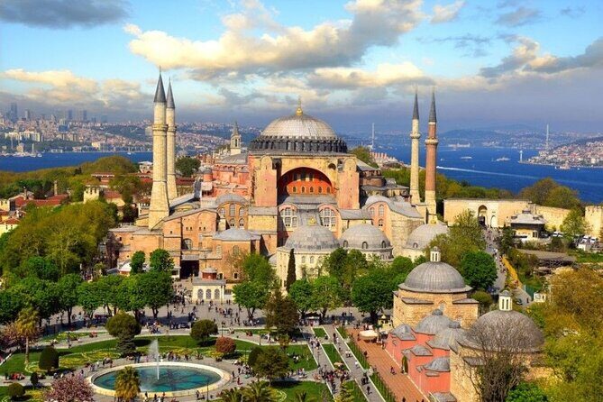 Full Day Private Layover Tour in Istanbul - Frequently Asked Questions