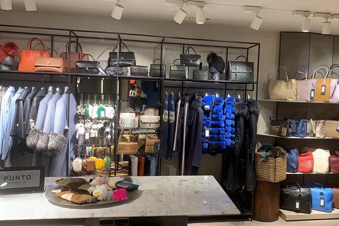 Full-Day Private Shopping Tour in Istanbul - Exploring Cagaloglu for Carpets and Kilims