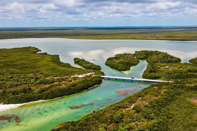 Full-Day Private Snorkel Tour in Tulum and Sian Kaan - Exploring the Full-Day Private Snorkel Tour in Tulum and Sian Kaan