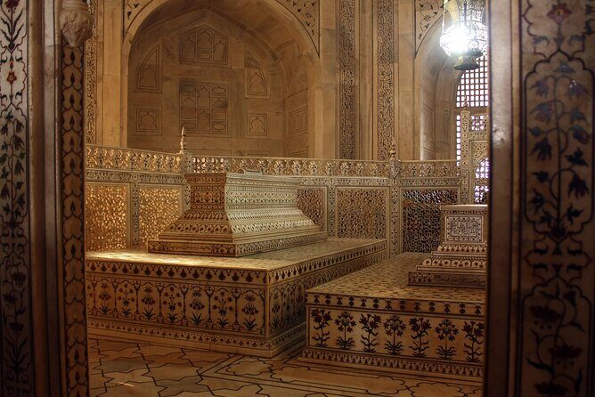 Full Day Private Sunrise Taj Mahal Tour from New Delhi by Car - FAQ