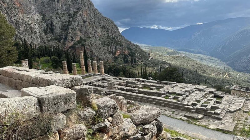 Full Day Private Tour Delphi Navel Of Earth Hosios Loukas - An overview of the tour experience
