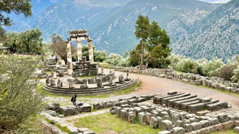 Full Day Private Tour Delphi Navel Of Earth Hosios Loukas - Why this tour provides great value