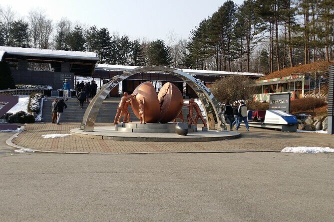 Full Day Private Tour DMZ (The 3rd Tunnel) & Suspension Bridge - The Sum Up: Who is This Tour Best For?