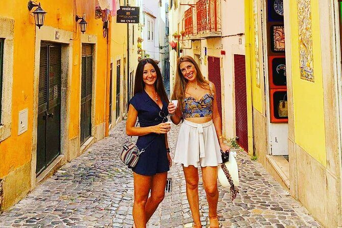 Full Day Private Tour in Paradisiac Beach from Lisbon - What Sets This Tour Apart?