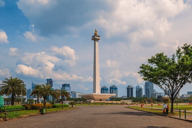 Full Day Private Tour of Jakarta Visit Highlights Places - The Tour in Detail: What to Expect
