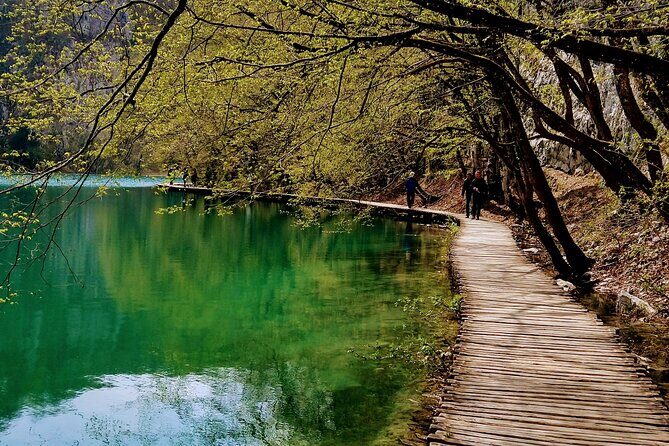 Full-Day Private Tour of Plitvice Lakes National Park from Zadar - Things to Consider