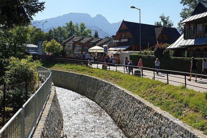Full-Day Private Tour of Slovakia Treetop Walk and Zakopane - Practical Details and Tips