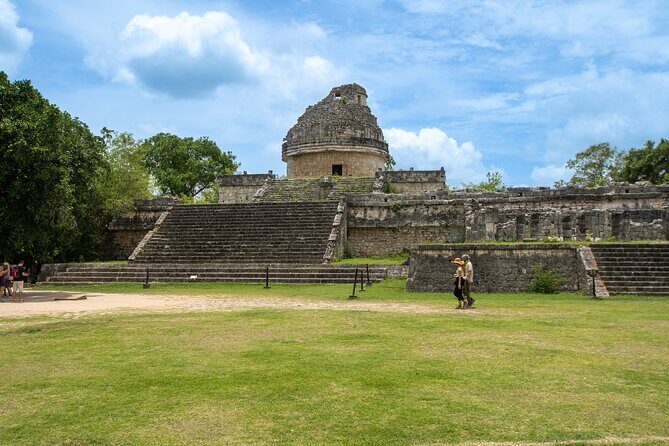 Full Day Private Tour to Chichen Itza Early Access with 2 Cenotes - FAQ