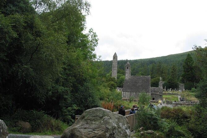 Full Day Private Wicklow Tour - Lunch at Johnnie Fox’s: Traditional Irish Fare