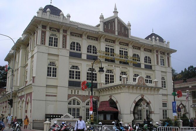 Full Day Putrajaya, Batu Caves & Kuala Lumpur City Tour - FAQ