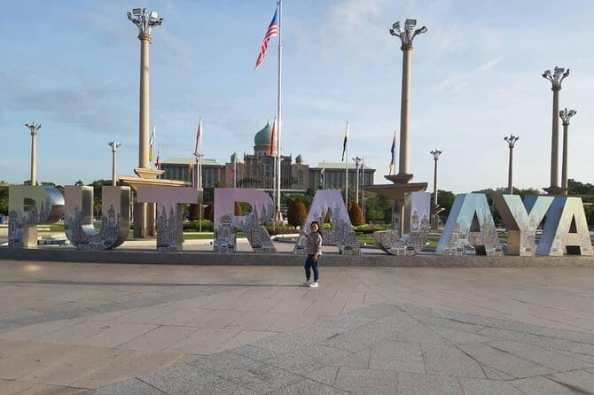 Full Day Putrajaya City Tour From Kuala Lumpur - Engaging Meta Description