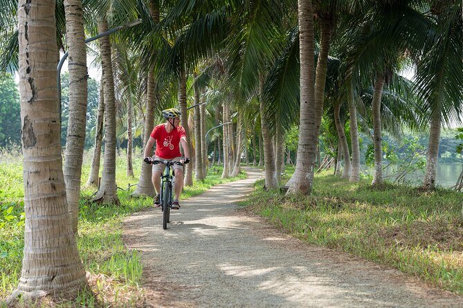 Full-Day Red River Bike Tour from Hanoi with Lunch and Pickup - Who Will Love This Tour?