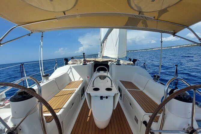 Full Day Sailing Tour - Key Points