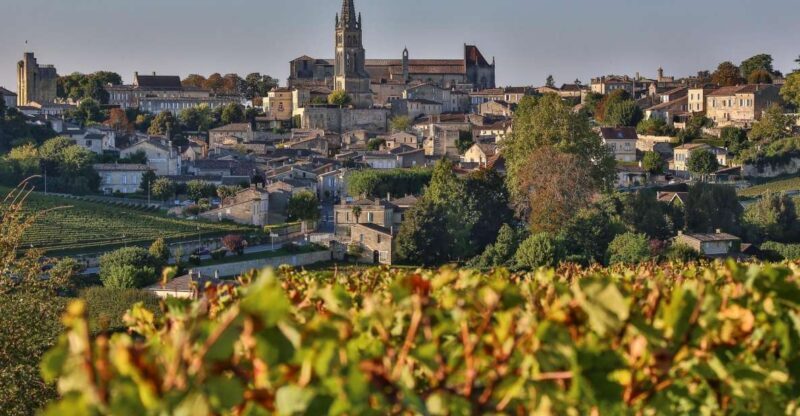 Full-day Saint-Emilion: Village, Undergrounds and Châteaux - A Deep Dive into the Saint-Emilion Experience