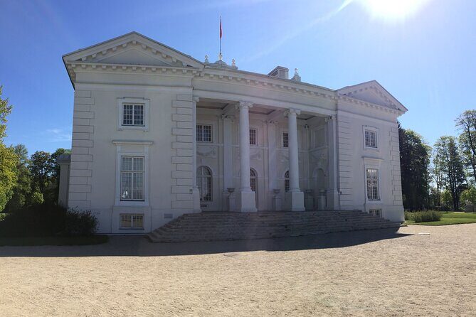 Full day Self-Guided trip to Trakai - bicycle rent for 24 h. and train tickets - Authentic Insights from Reviewers