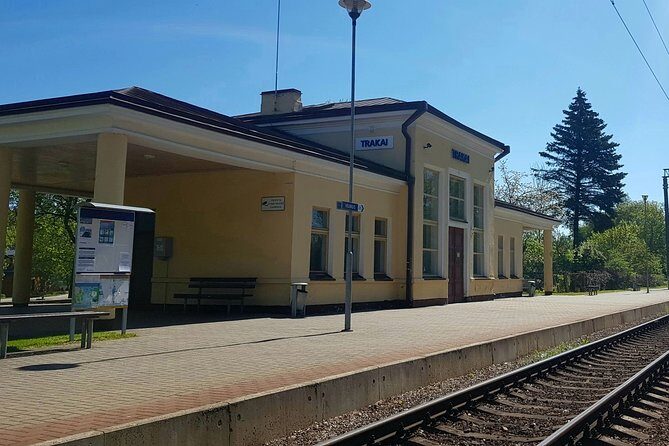 Full day Self-Guided trip to Trakai - bicycle rent for 24 h. and train tickets - Who Is This Tour Best For?