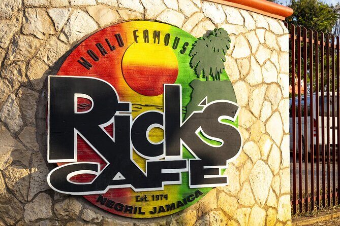 Full Day Seven Miles Beach and Rick's Café with Entrance Included - Key Points