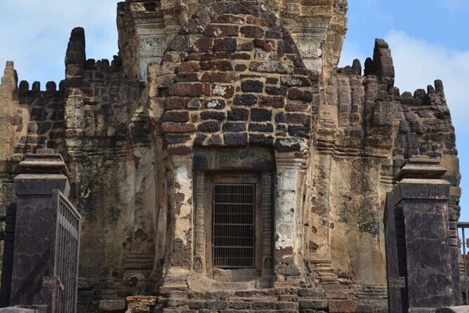 Full Day Shared Ayutthaya and Bang Pa-In Palace Tour - The Experience of the Guided Tour