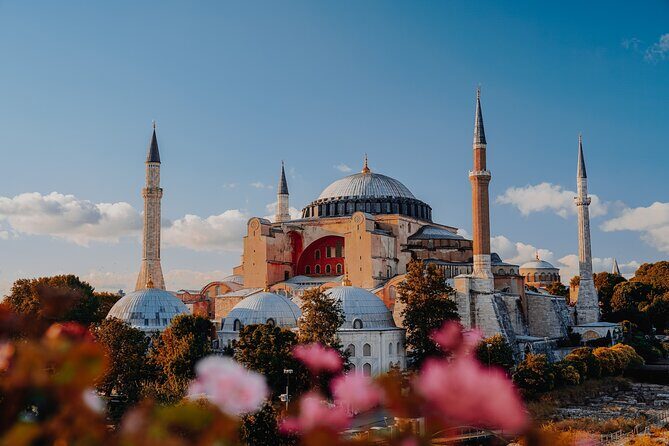 Full-Day Small-Group Guided Tour to Famous Mosques in Istanbul - Exploring Istanbul’s Top Mosques: What’s Included and What to Expect