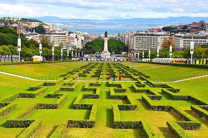 Full Day Small Group Tour in Lisbon: The Most Complete City Tour - FAQs